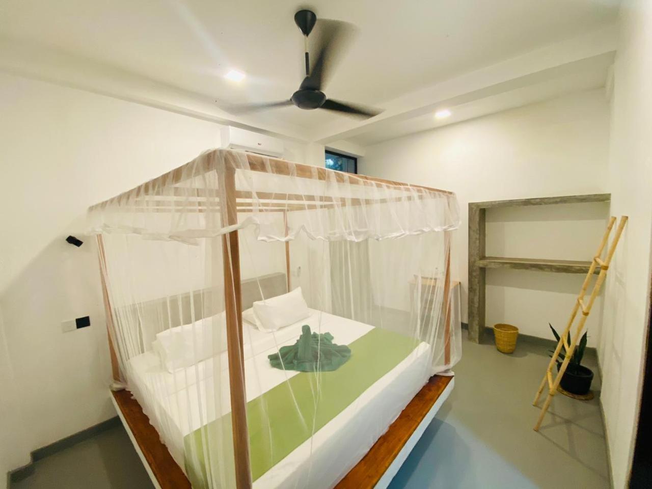 Bunty Villa Talalla Room photo