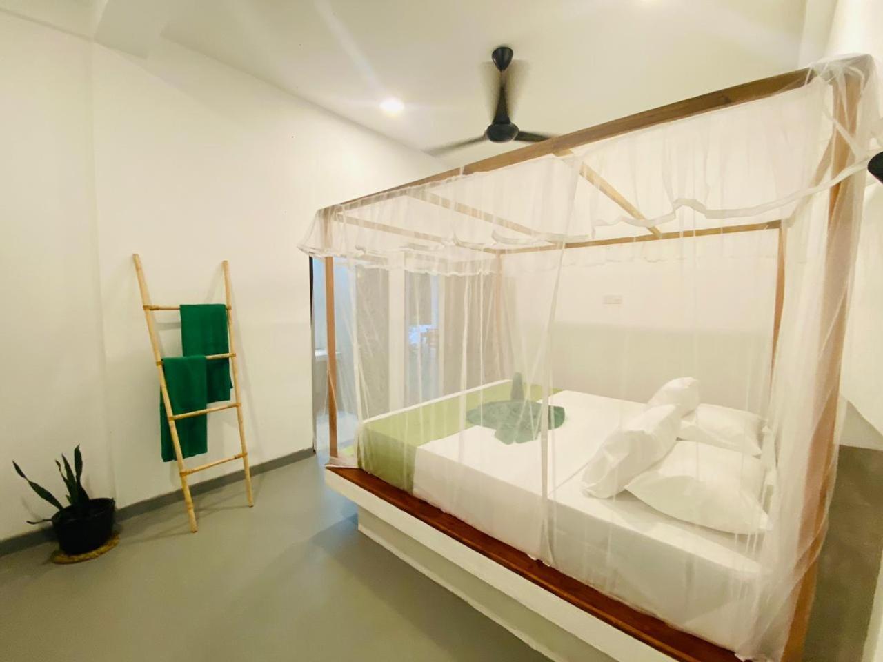 Bunty Villa Talalla Room photo